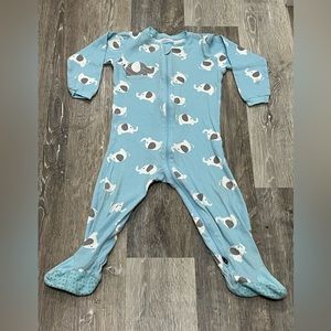 ✨4/$20✨ 24 month sleeper/pyjama